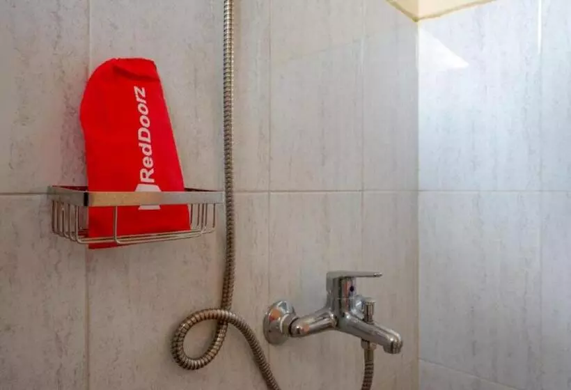 ホテル Reddoorz Syariah Near Alun Alun Purwokerto