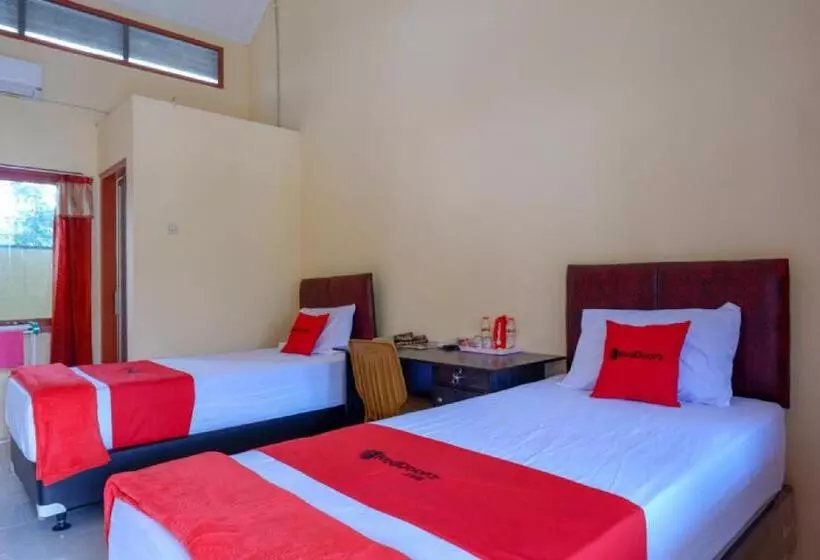 ホテル Reddoorz Syariah Near Alun Alun Purwokerto