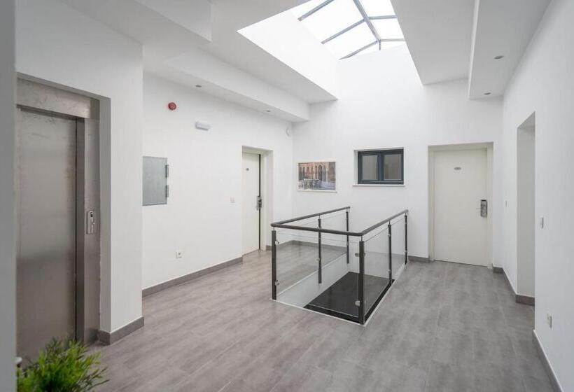 Apartamentos La Laguna