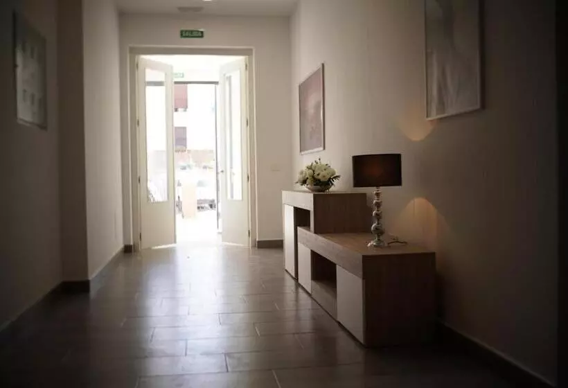 Apartamentos La Laguna