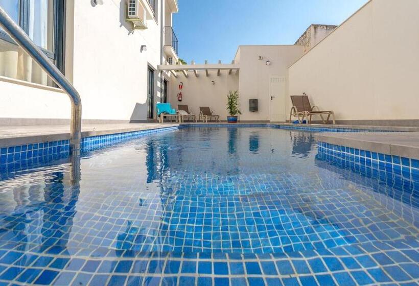 Apartamentos La Laguna