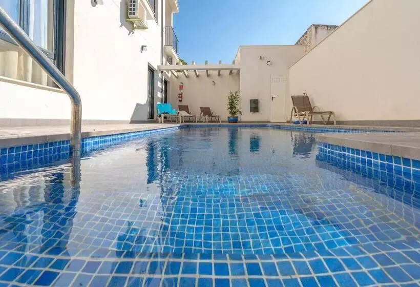 Apartamentos La Laguna