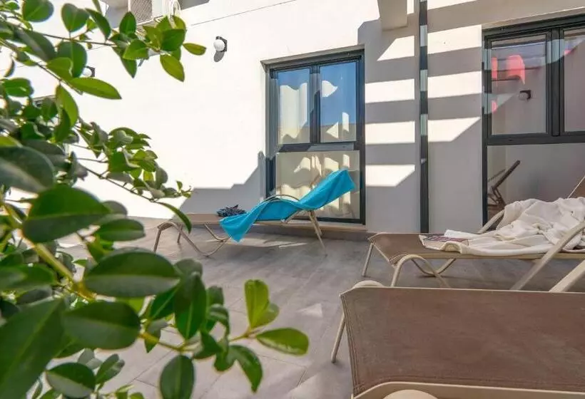 Apartamentos La Laguna