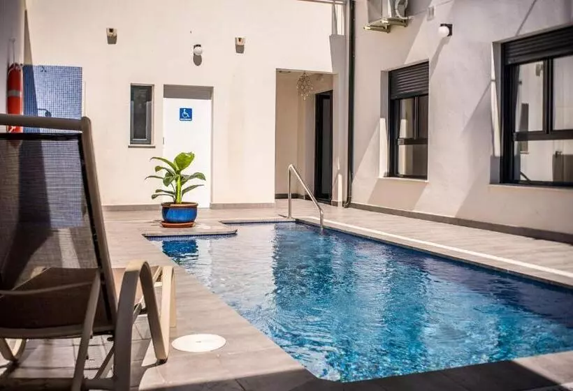 Apartamentos La Laguna