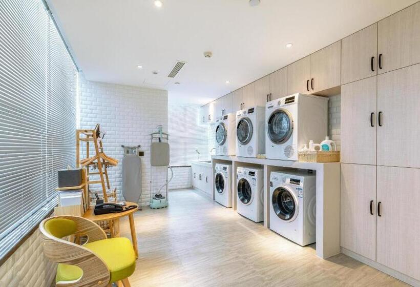 Atour Hotel Zibo Liuquan Road