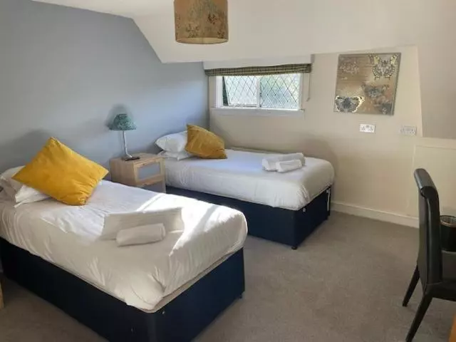 Hotelli Chequers Country Inn