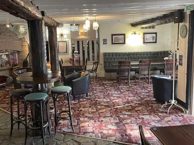 Hotelli Chequers Country Inn