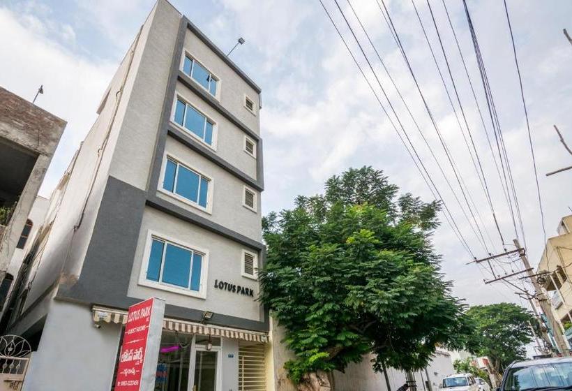 בית מלון כפרי Shubh Lotus Park