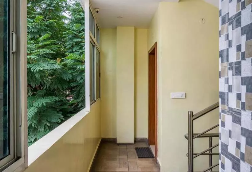 Hotelli Shubh Lotus Park
