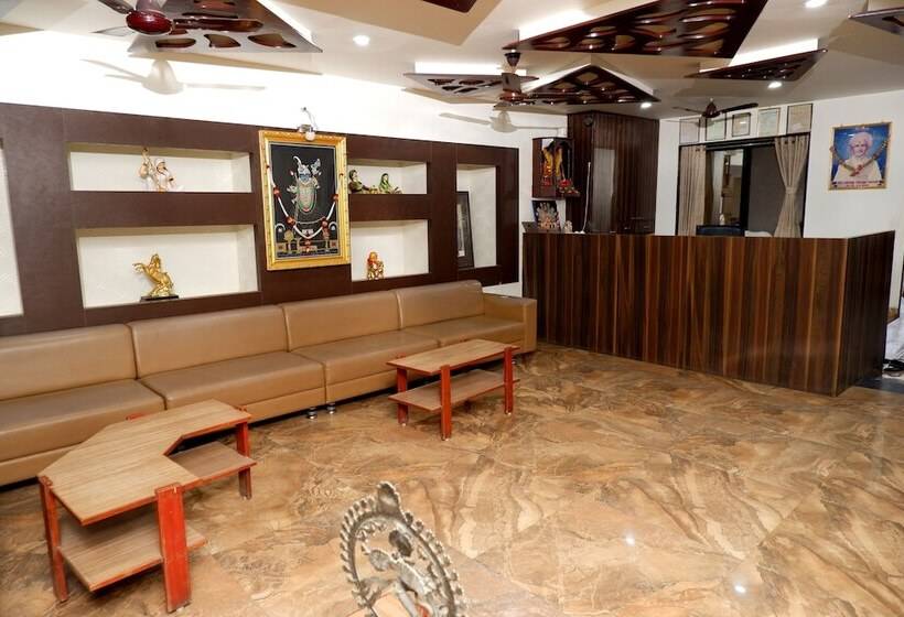 בית מלון כפרי The City Palace Dwarka