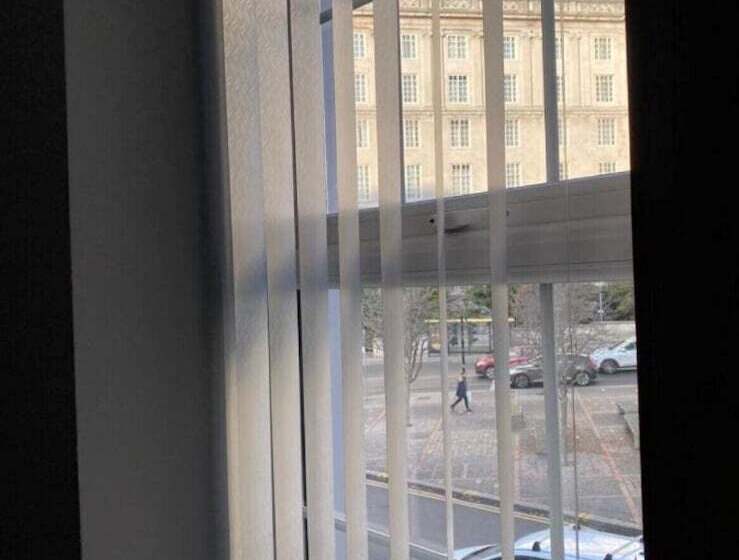 هتل Brownlows Inn Rooms Formerly Riley S Rooms