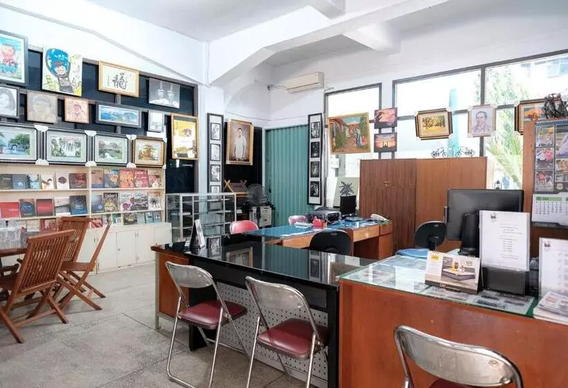 هتل Reddoorz @ Cempaka Putih Jambi