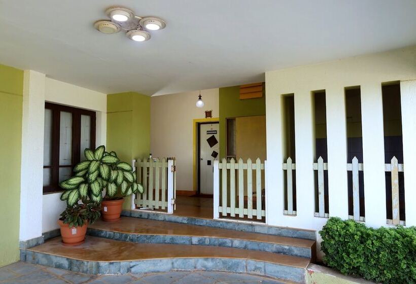 Hotel Seawind At Kokanwadi