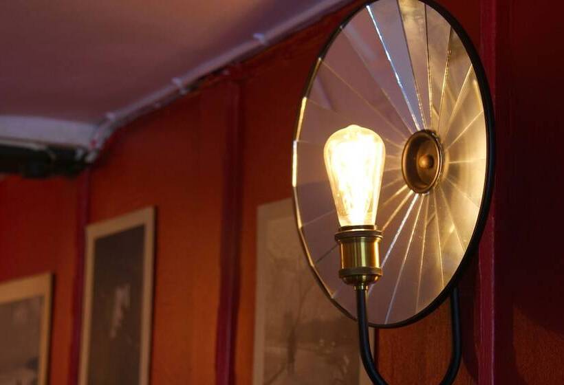 فندق Chequers Inn