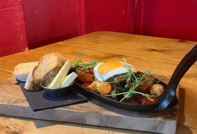 فندق Chequers Inn