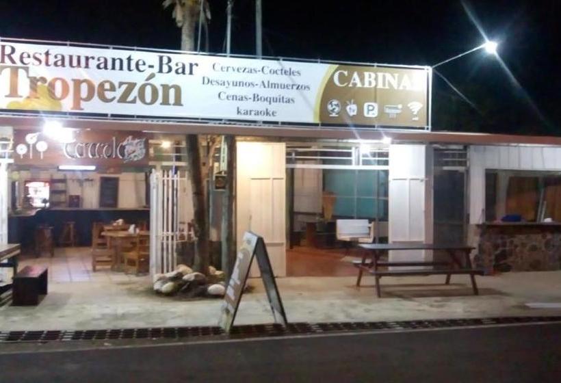 호스텔 Esterillos Oeste Beach House Hostal