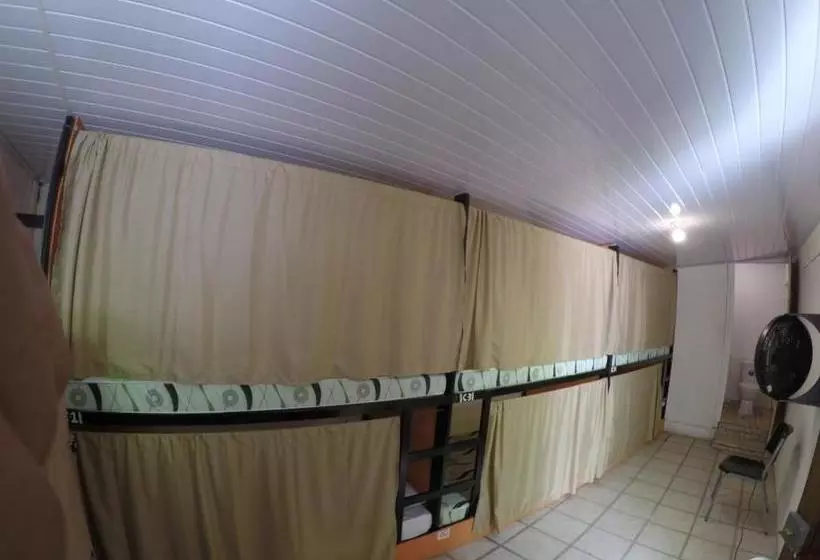 هاستل Esterillos Oeste Beach House Hostal