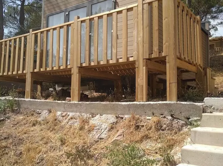 Hotelli Domaine Des Voiles De Pierrefeu