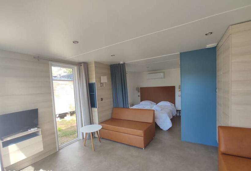 فندق Domaine Des Voiles De Pierrefeu