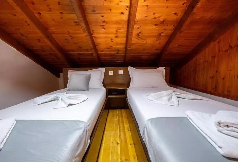Apart Hotel Alex