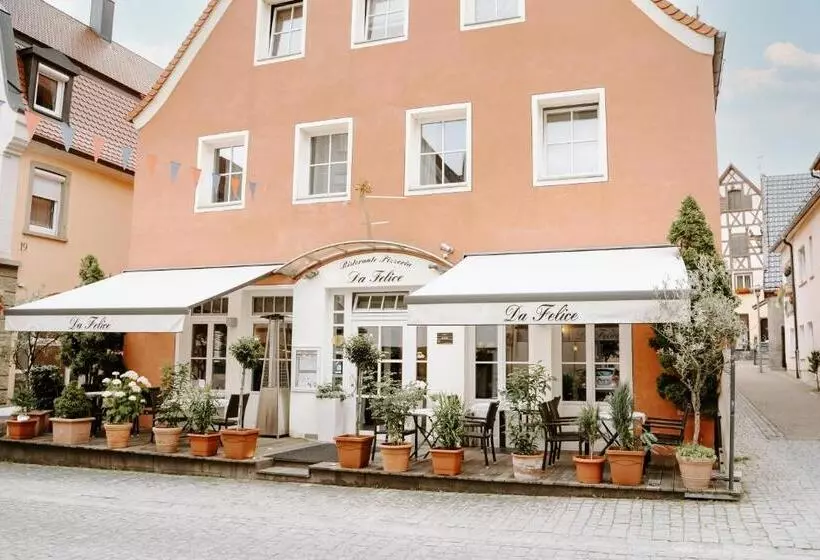 Hotelli Da Felice