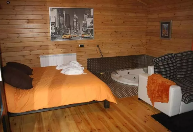 هتل Hostería Loft Boñar