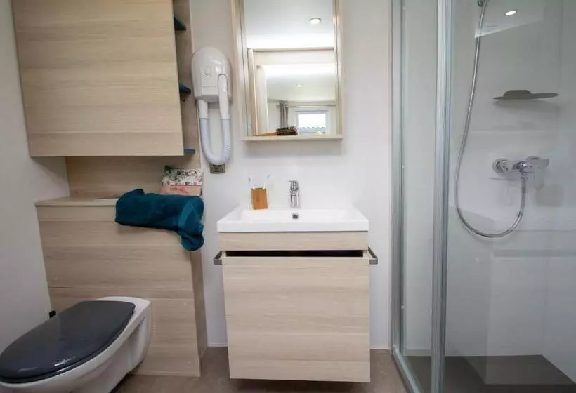 ホテル Camping Les Hautes Prairies