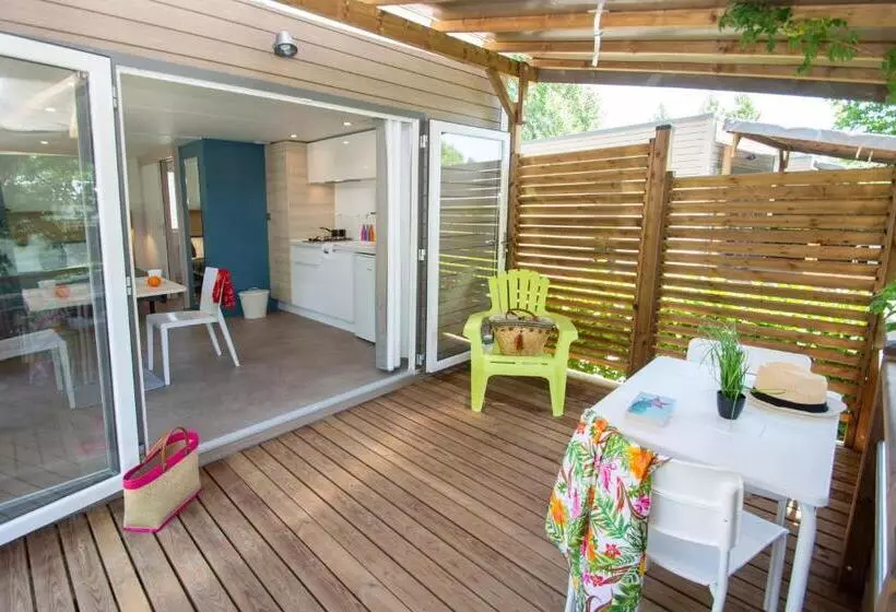 ホテル Camping Les Hautes Prairies