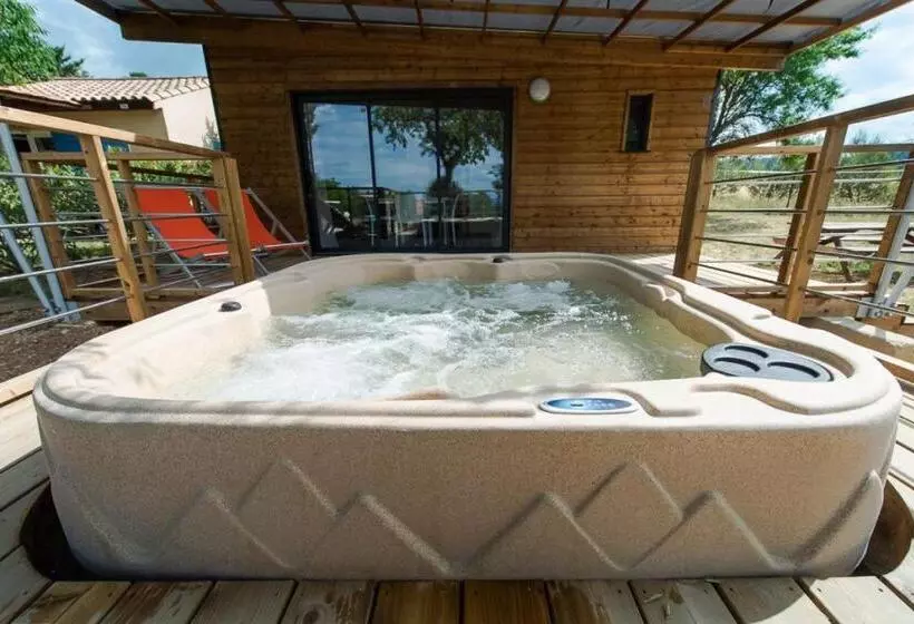 ホテル Camping Les Hautes Prairies