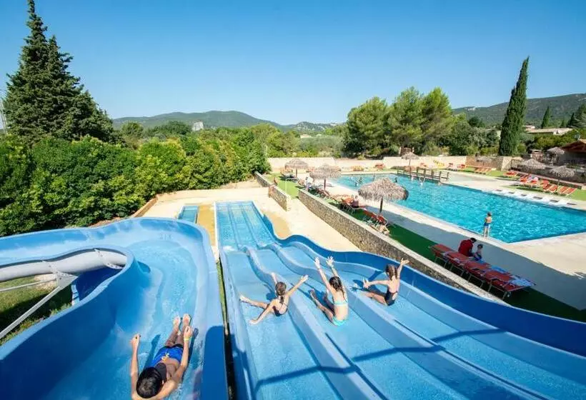 ホテル Camping Les Hautes Prairies