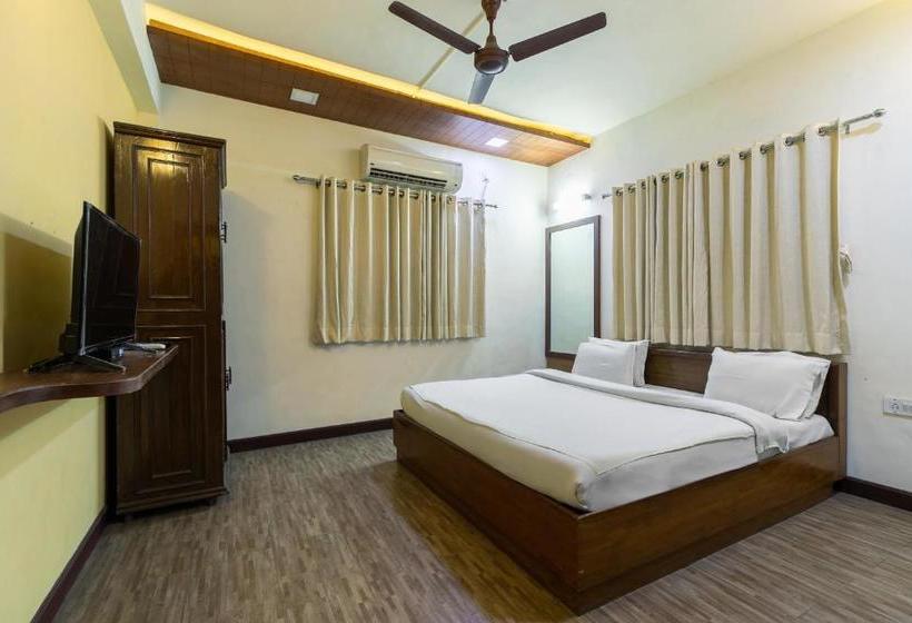 ホテル Capital O 47539 Capital O Umbergaon Club