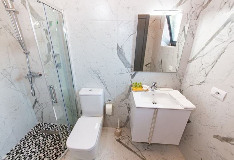 בית מלון כפרי Santa Oliva Suites