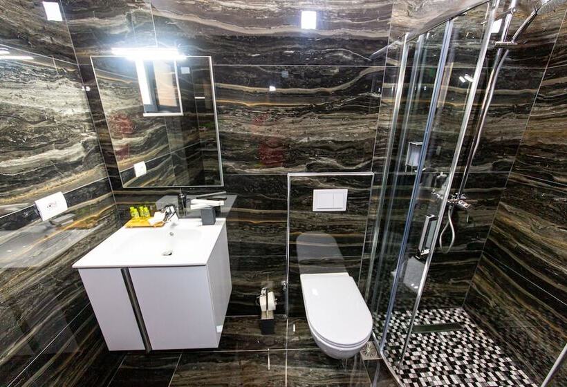 בית מלון כפרי Santa Oliva Suites