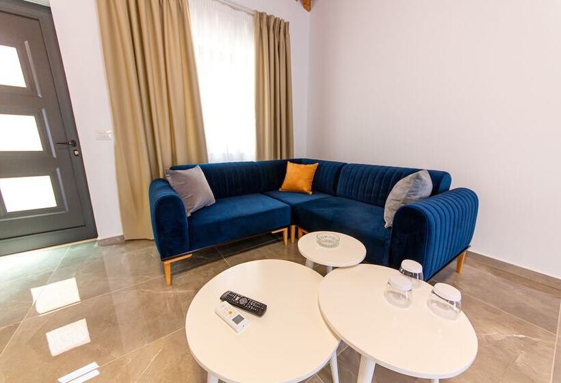 בית מלון כפרי Santa Oliva Suites