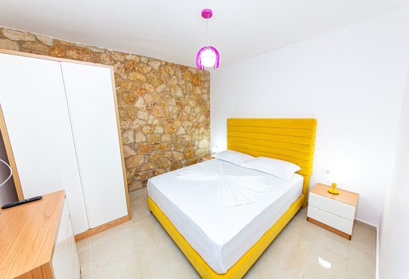 בית מלון כפרי Santa Oliva Suites