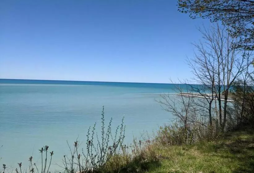 Hotelli The Ashwood Inn