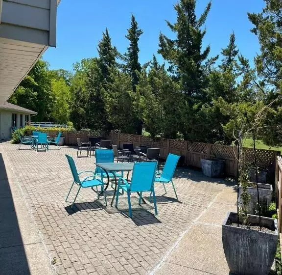 Hotelli The Ashwood Inn