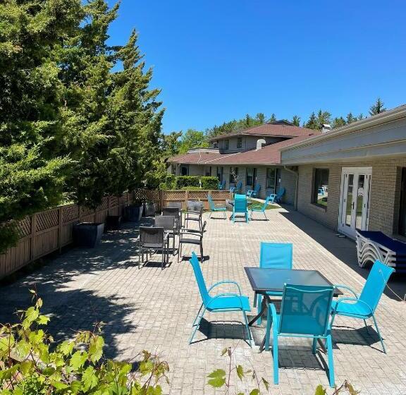 Отель The Ashwood Inn