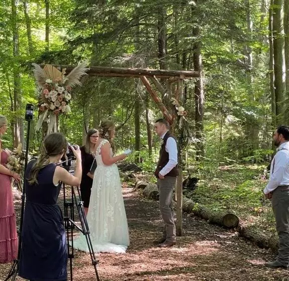 Hotelli The Ashwood Inn