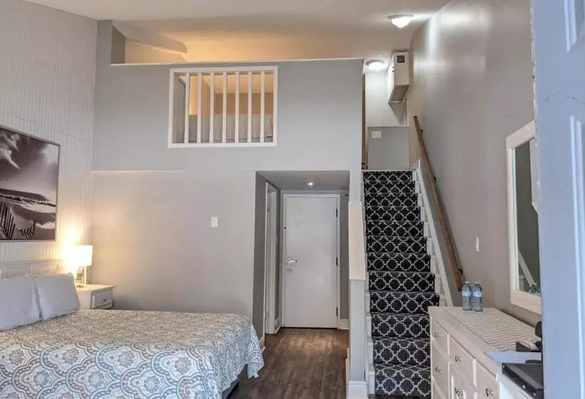 Hotelli The Ashwood Inn