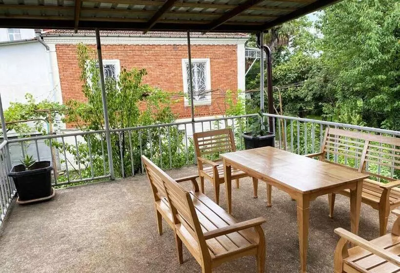 هتل Wooden Museum