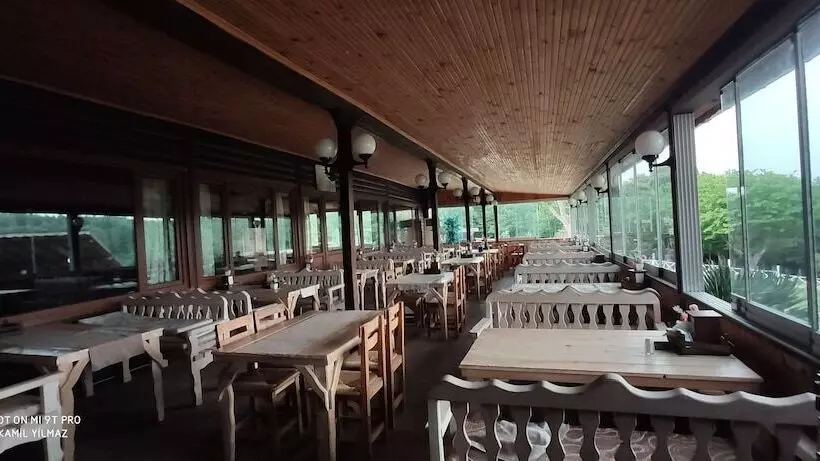 ホテル Yıldız Country