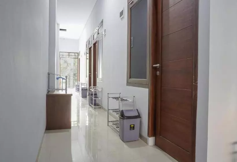 ペンション Koolkost Syariah @ Bendungan Hilir