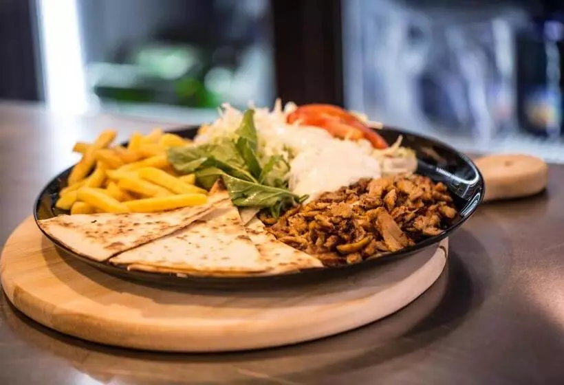 تختخواب و صبحانه Sunny Rooms