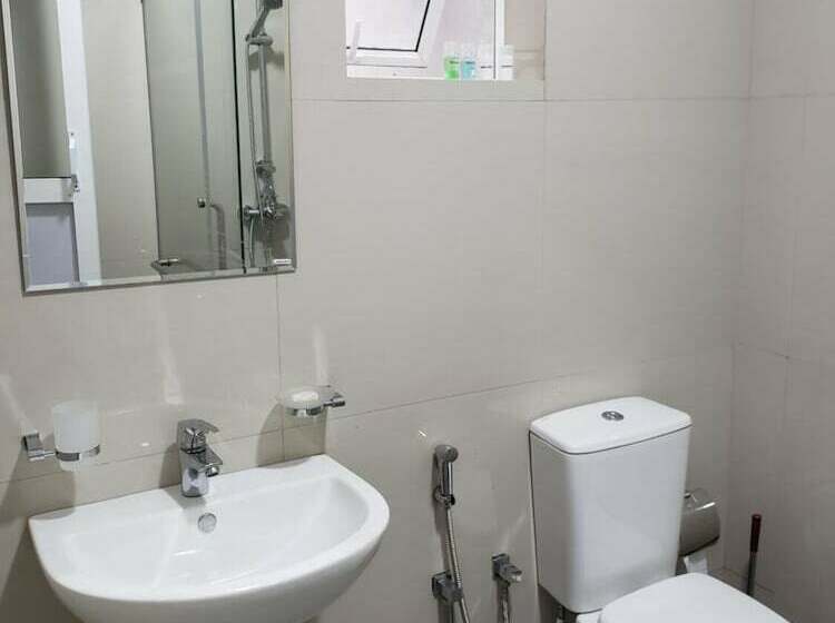 Hotel Amazinn Suites