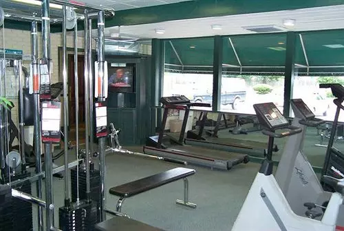 Отель Richmond Suites