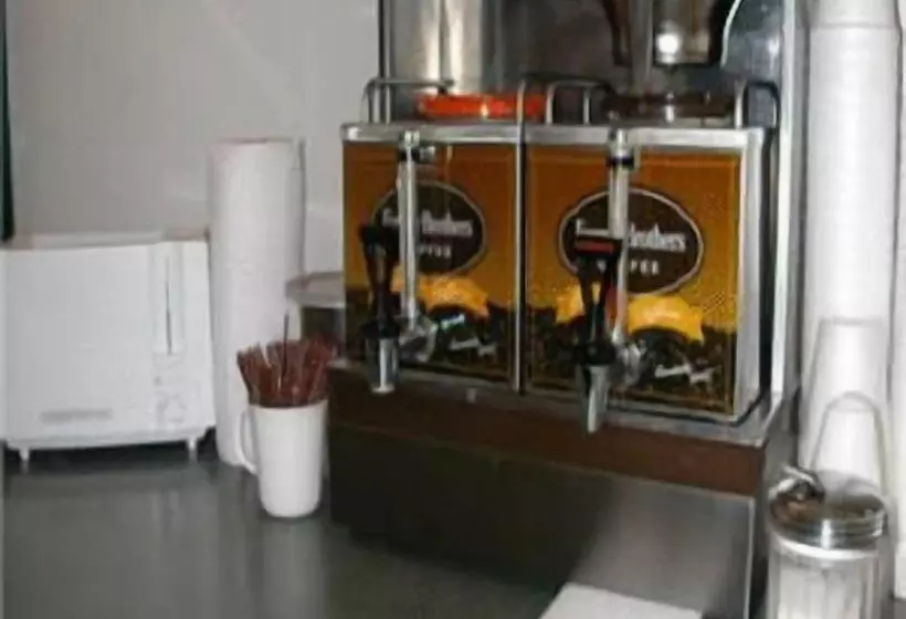 Отель 1st Choice Inn Of Rawlins