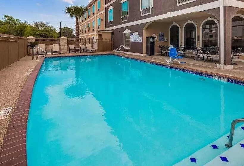 هتل Best Western Plus Heritage Inn Houston