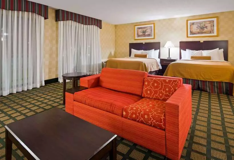 هتل Best Western Plus Keene