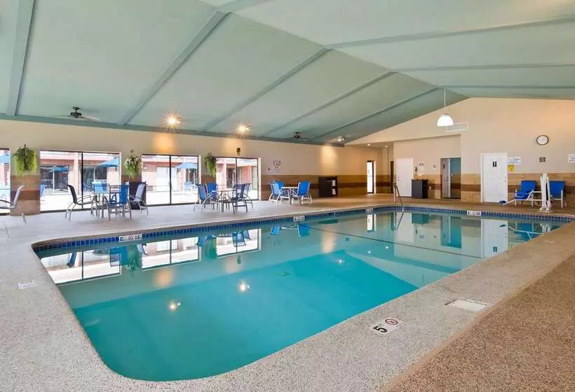 هتل Best Western Plus Keene